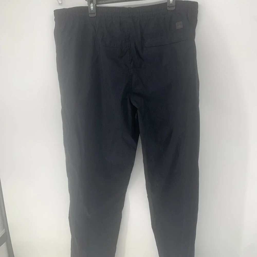 IZOD XFG Men's Golf Windbreaker Outdoors Active Pants XXL (2XL) Elastic Waist